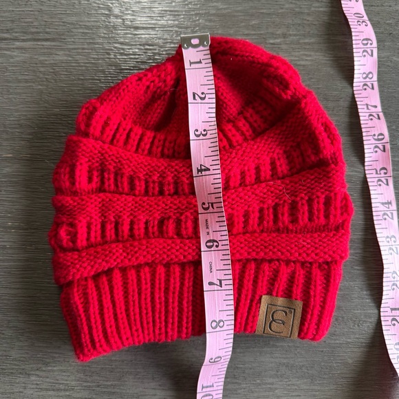 Red Knit Beanie Hat - Picture 5 of 6